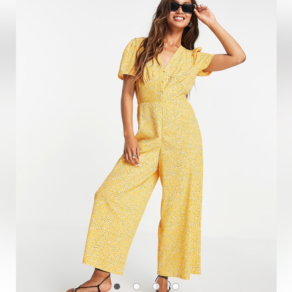 ASOS DESIGN tea jumpsuit in mustard floral Sz 14